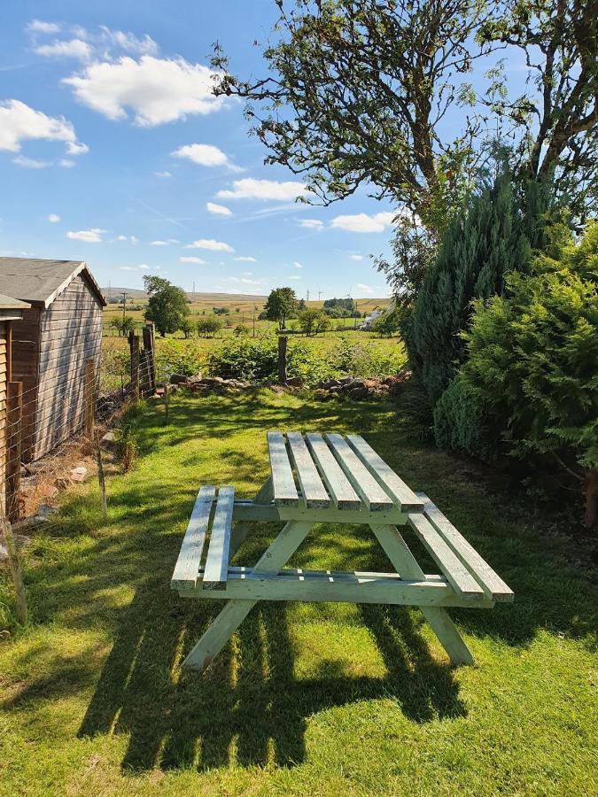 Wales' Highest Village - The Chartist Cottage - Trefil Tredegar Extérieur photo
