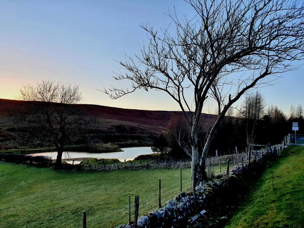 Wales' Highest Village - The Chartist Cottage - Trefil Tredegar Extérieur photo