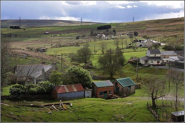 Wales' Highest Village - The Chartist Cottage - Trefil Tredegar Extérieur photo